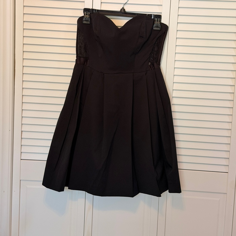 Max & Cleo Black Strapless Sweetheart Mini Dress